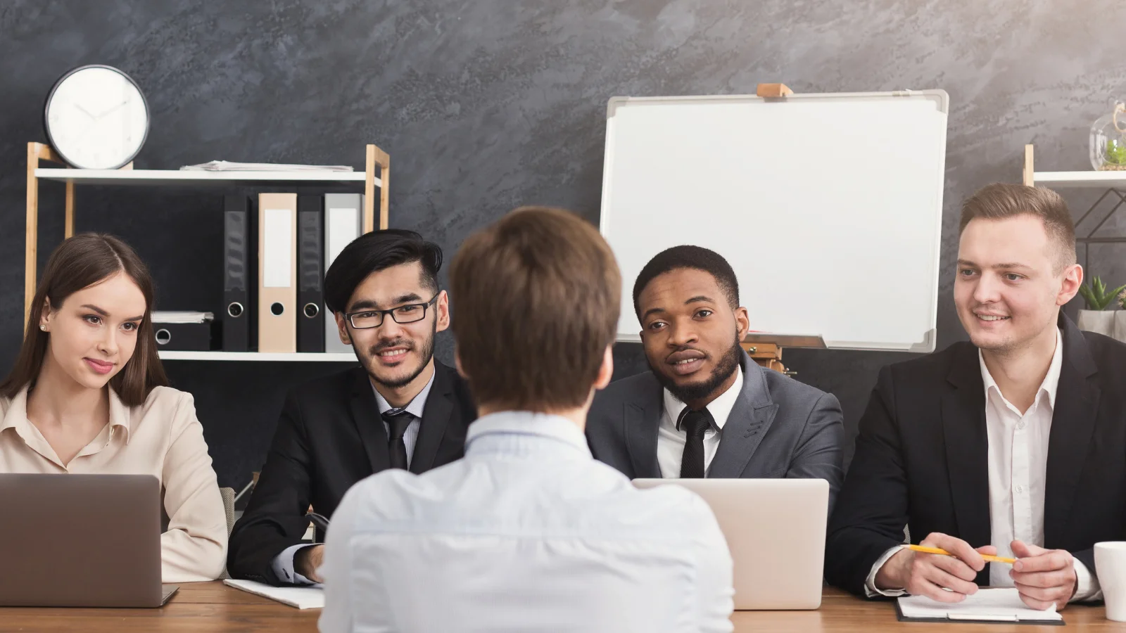 avoid-these-hr-pitfalls